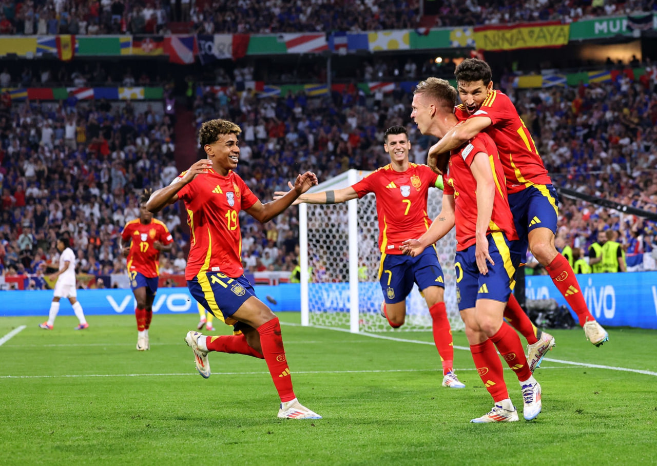 اسپانیا 2 - انگلیس 1؛ اسپانیا قهرمان جام ملت‌های اروپا شد