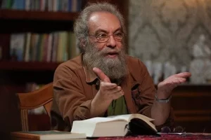 واکنش تند مسعود فراستی به صحبت های پژمان جمشیدی در مورد قیمت دلار
