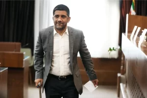 علیرضا دبیر؛ از ماجرای گرین کارت آمریکا تا مهاجرت ورزشکاران و تعارف ساندیس