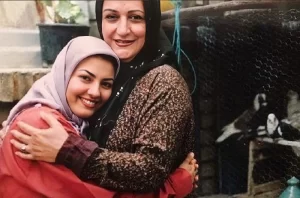 قاب جدیدی از ناهید و نرگس سریال «خانه به دوش» در اینستاگرام