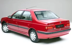 تعجب کارشناس از اینکه پژو پارس و پژو ۴۰۵ همچنان در ایران زنده‌اند