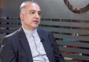 ترک نشست خبری سفیر ایران در ارمنستان به خاطر حضور خبرنگار رادیو فردا