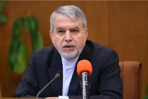 صحبت‌های وزیر گردشگری درباره بازگشت ایرانیان خارج از کشور و تعطیلی یک هفته‌ای