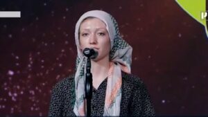 شعار «مرگ بر آمریکا» و «مرگ بر اسرائیل» از زبان خبرنگار آمریکایی در تهران