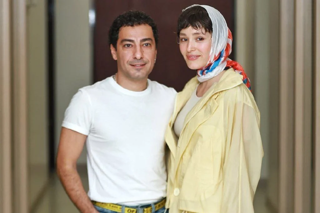 اعتراض نوید محمدزاده به بازداشت پدر همسرش با وجود اقامت قانونی در ایران