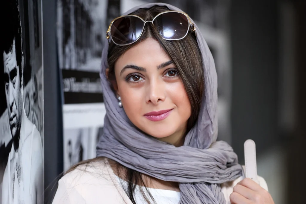 هرانچه باید آزاده صمدی بدانید؛ از ازدواج و طلاق با هومن سیدی تا شهرت