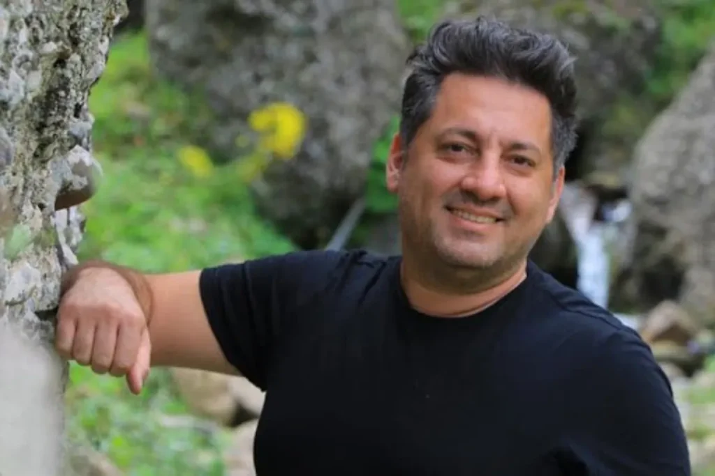 بیوگرافی حمید خندان