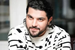 سینا مهراد از شروع بازیگری تا ماجرای تغییر نام خانوادگی