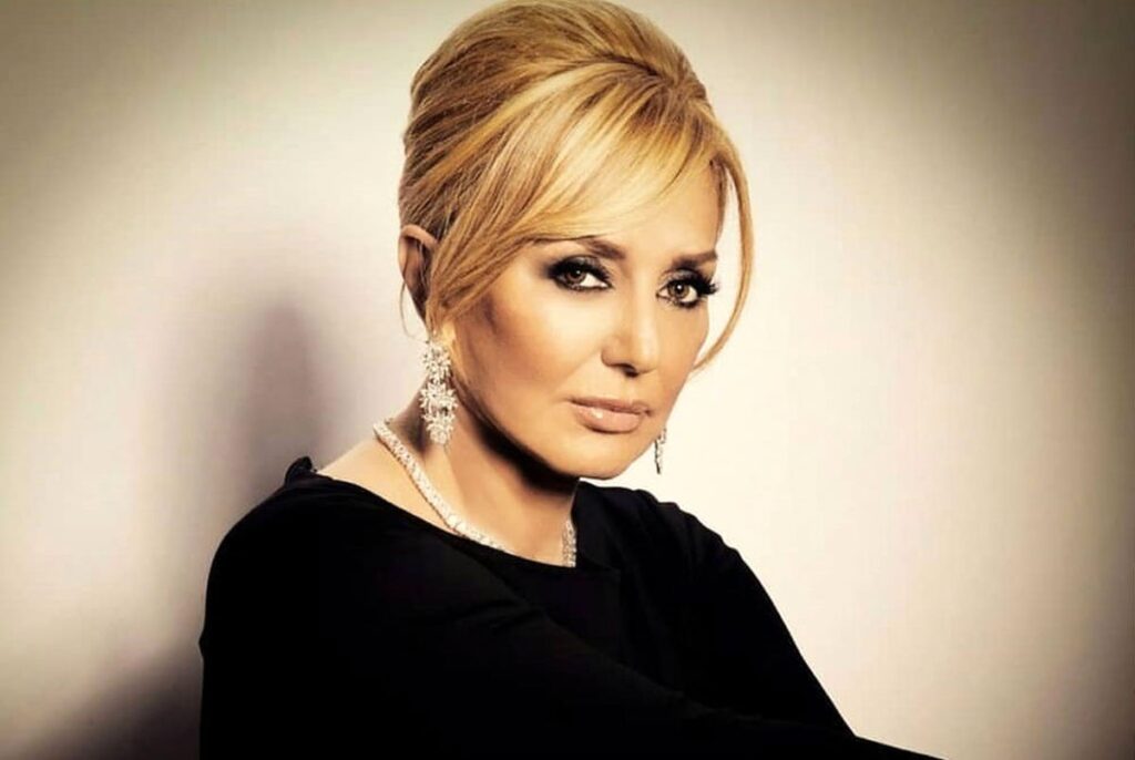 تصاویری از تمام ازدواج‌های گوگوش ۷۴ ساله