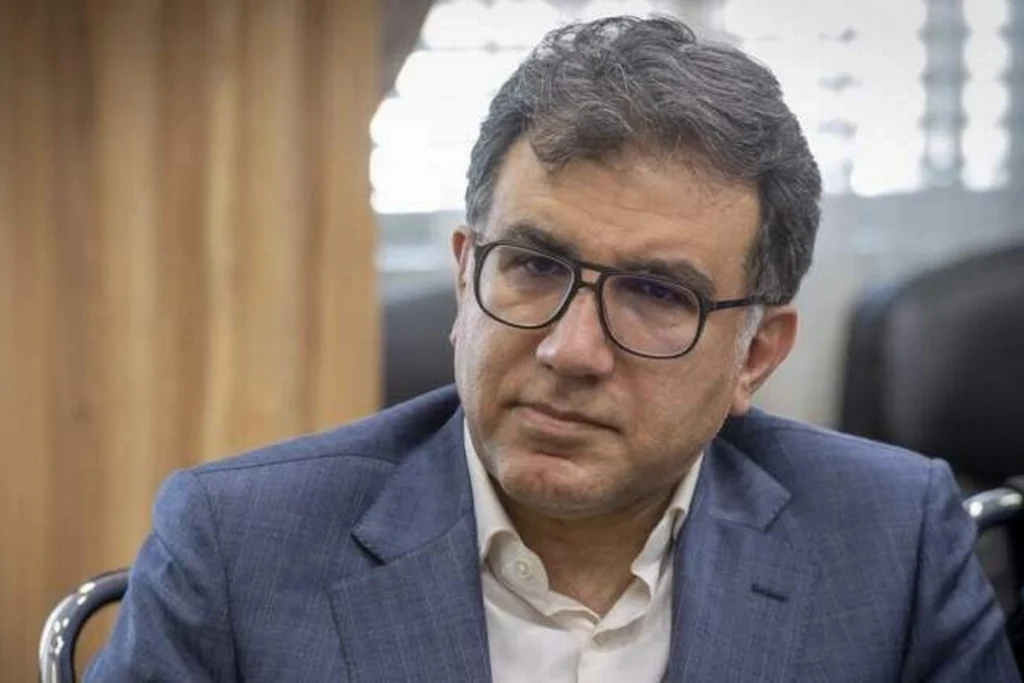 خروج پرحاشیه مدیر ارشد شرکت نفت از کشور بعد از برکناری