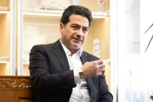 کنسرت خیابانی همایون شجریان در میدان آزادی تهران لغو شد