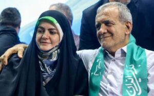 حضور دختر مسعود پزشکیان در مهمانی همسر رئیس‌جمهور چین روی کشتی
