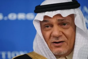 رقص شاهزاده ترکی فیصل در کنسرت ارکستر ملی عربستان در پاریس