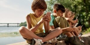 با چالش‌های تربیت نسل آلفا آشنا شوید