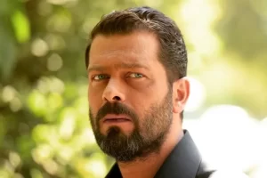 پژمان بازغی: «از عمد سرود ملی را در تیم فوتبال هنرمندان نخواندم»