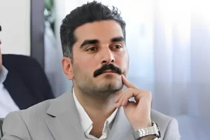ماجرای حقوق نجومی علی احمدنیا؛ از تکذیب عضو ارشد دولت تا انتشار فیش ۱۳۰ میلیونی
