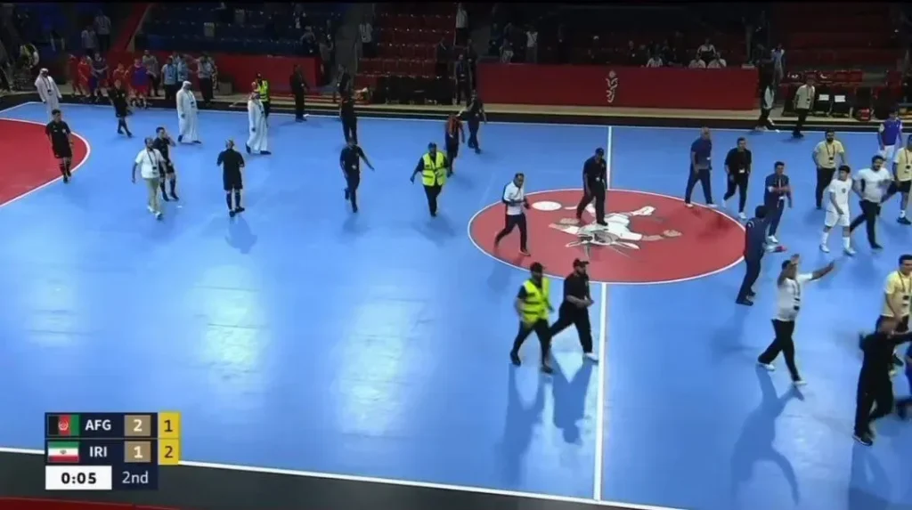 اظهارات جنجالی و تهدید تیم ملی فوتسال ایران توسط گزارشگر افغان خبرساز شد