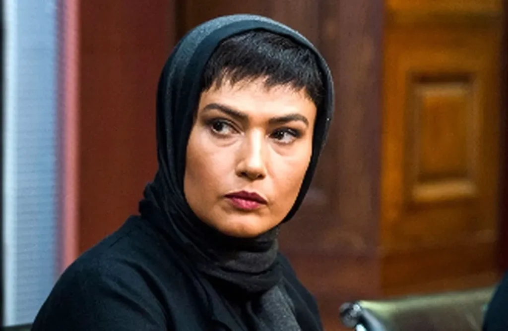 صندلی داغ «پرسونا» میزبان لادن مستوفی