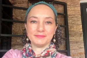 سحر ولدبیگی: کسانی که سیمکارت سفید دارند، منو آنفالو و ریموو کنند