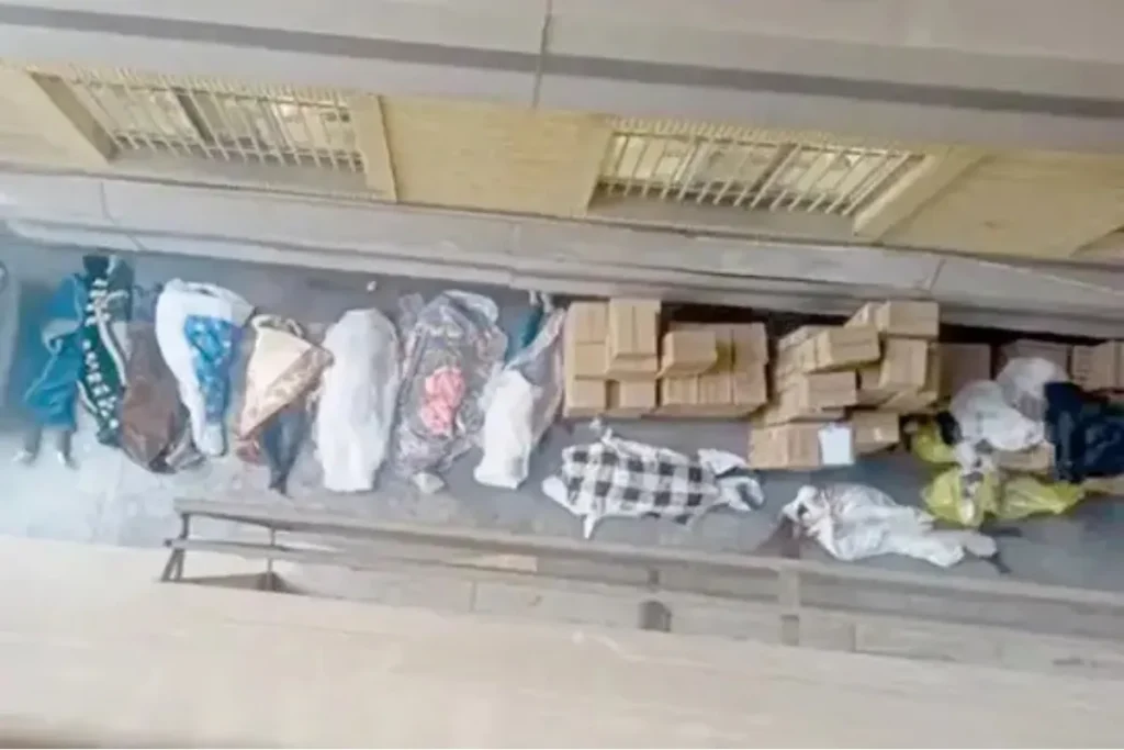 روایت روزنامه شرق از شبهای هولناک دیماه در بیمارستان الغدیر؛ پیکرهایی در پتو