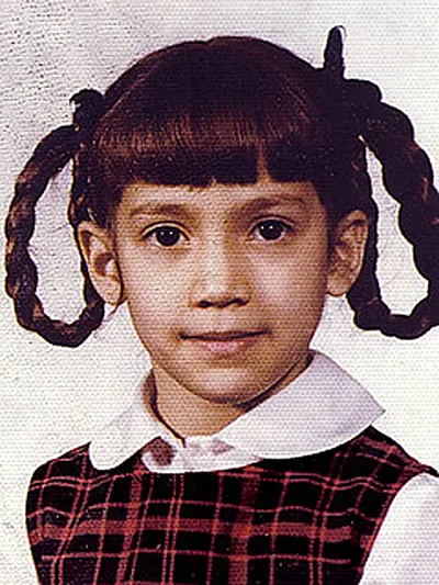 کودکی جنیفر لوپز