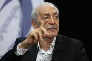 محمد دادکان: این فوتبال مردم را مسخره کرده است
