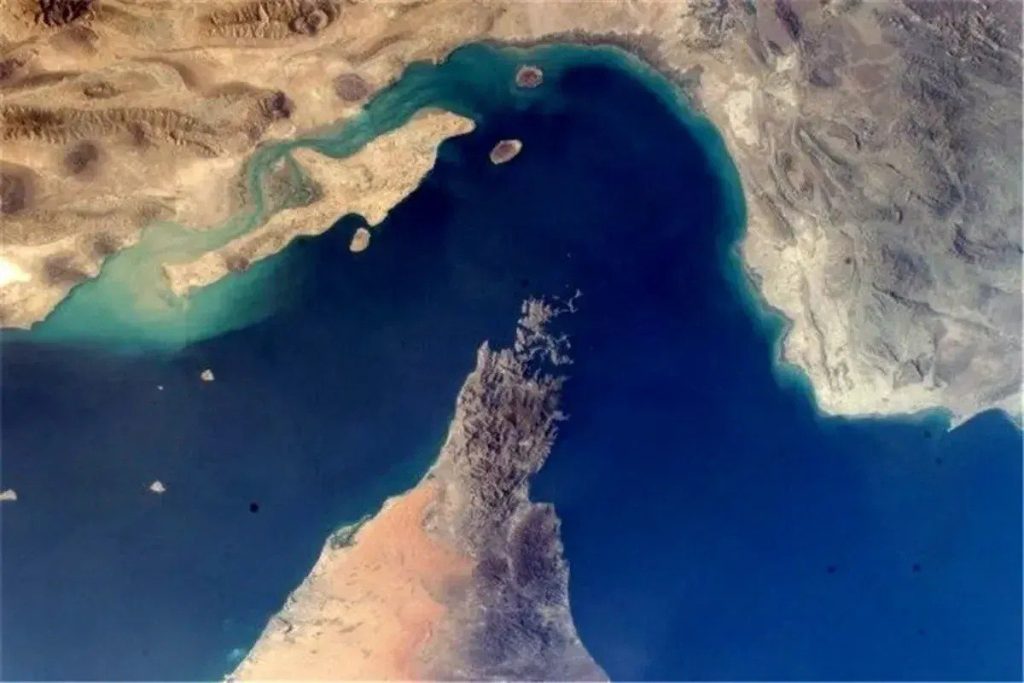 رئیس کمیسیون امنیت ملی مجلس: خاک اوکراین هدفی مشروع و قانونی برای ایران است