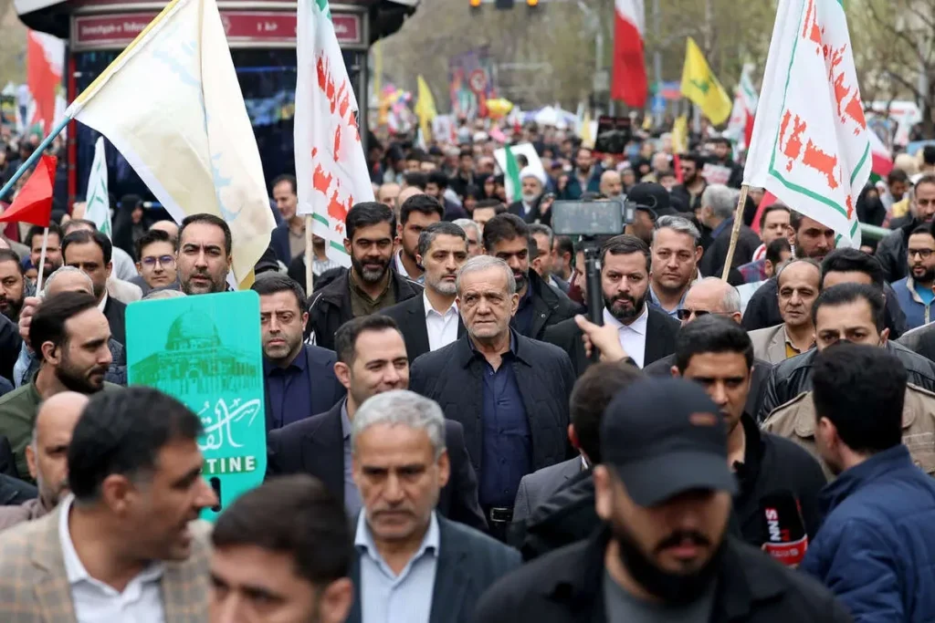 ویدئویی که حضور مسعود پزشکیان در راهپیمایی روز قدس را نشان میدهد
