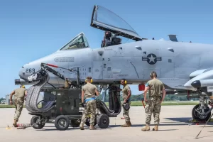 نگاهی به تاریخچه و مشخصات جنگنده A-10C Thunderbolt II ملقب به «تانک پرنده»