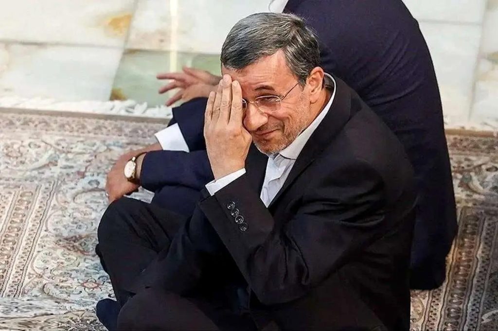 محمود احمدی‌نژاد