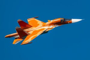 چطور جنگنده Su-34 Fullback می‌تواند فاصله مسکو تا واشنگتن را بدون توقف طی کند؟