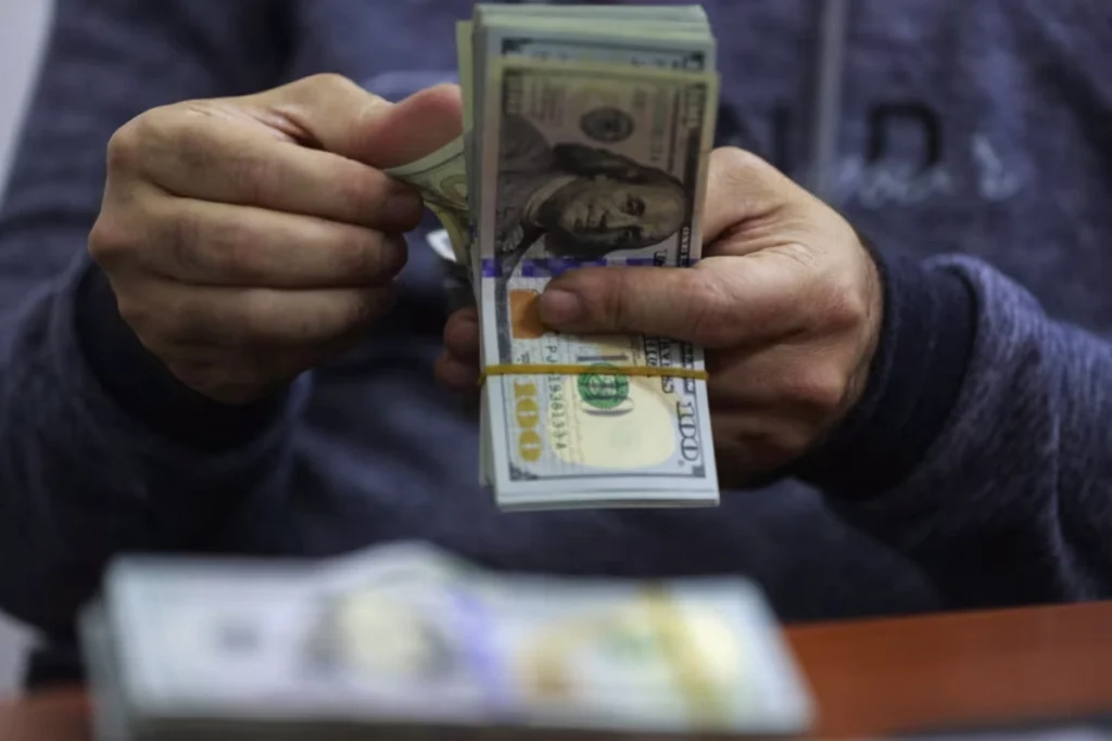 ۵۰۰ میلیون دلار درآمد نفتی عراق توسط آمریکا بلوکه شد