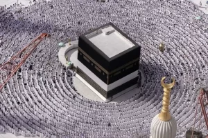 عربستان سعودی ممنوعیت سر دادن شعار سیاسی و برافراشتن پرچم در مراسم حج را اعمال می‌کند