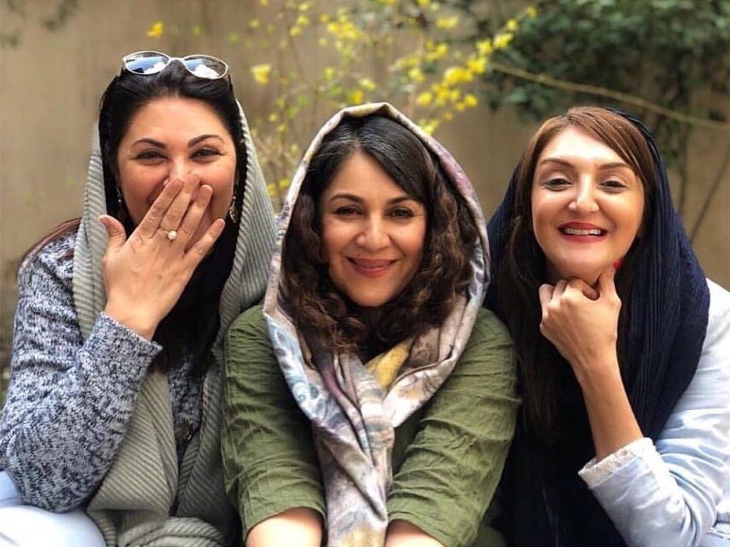 سارا، ستاره و لاله اسکندری