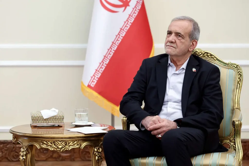 افزایش ۱۰۰ درصدی نرخ سوم بنزین؛ مسعود پزشکیان رقم ۱۰ هزار تومان را تأیید کرد