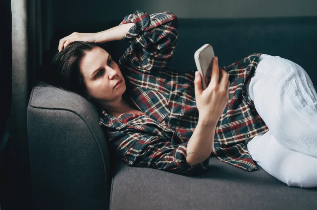 اعتیاد به گوشی موبایل