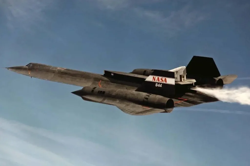 ناسا احتمالاً به دنبال بازگرداندن SR-71 Blackbird به آسمان پس از ۲۷ سال است